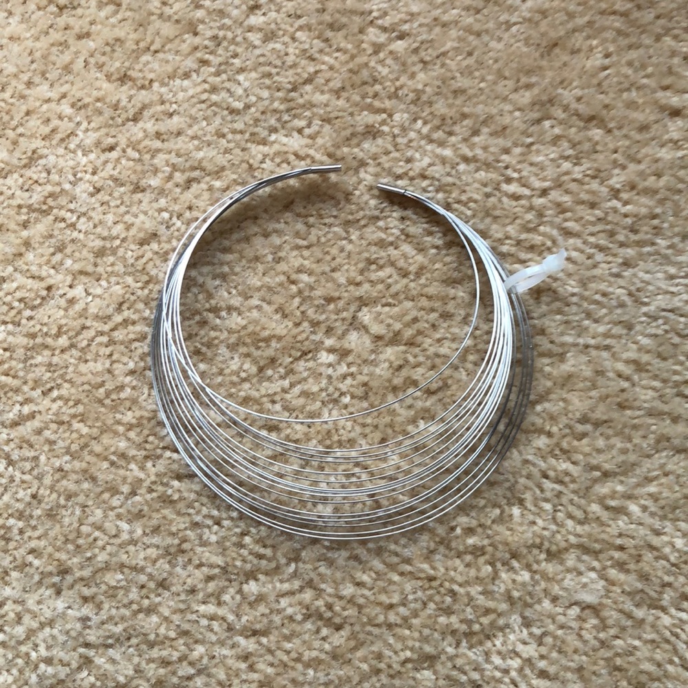 NWOT silver chocker